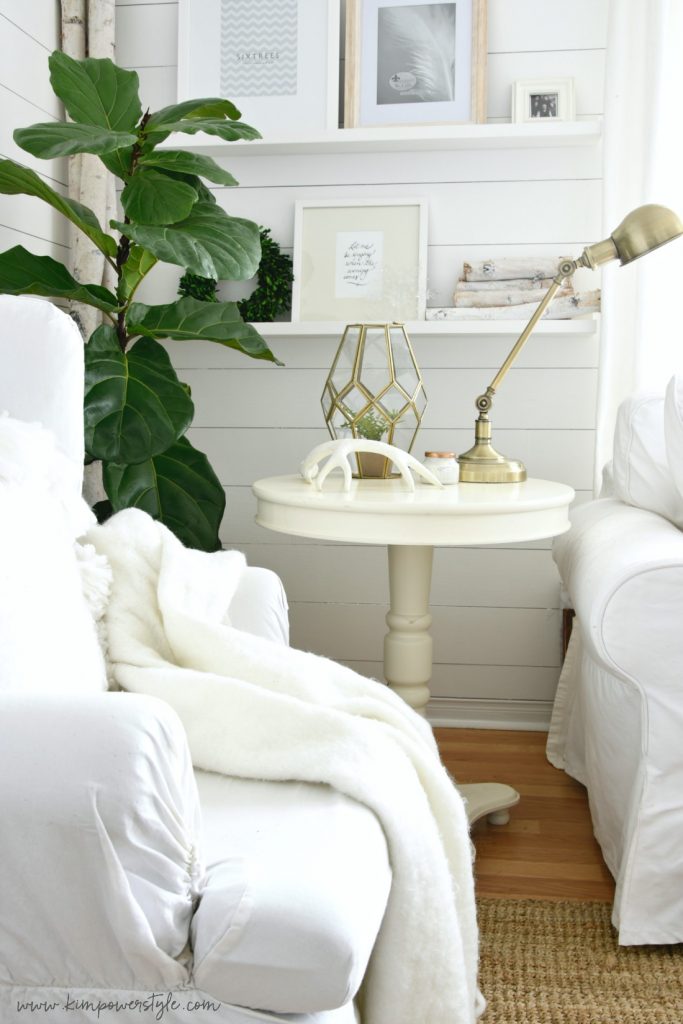 Winter whites in the living room