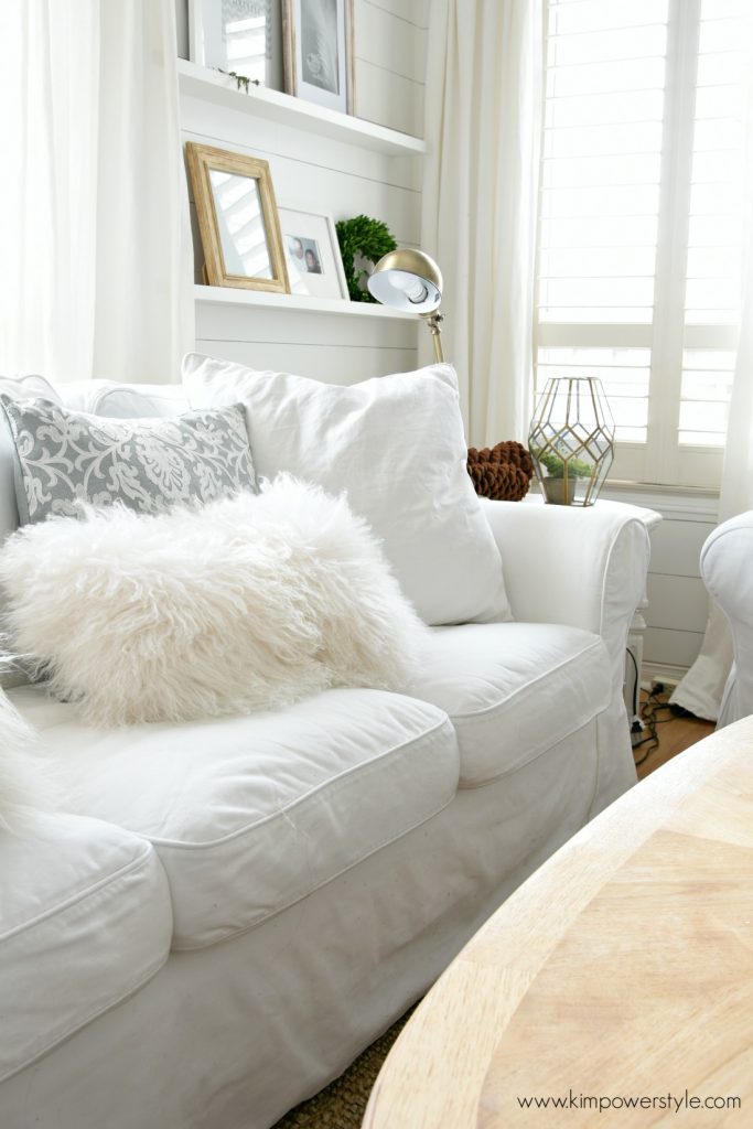 Winter whites in the living room