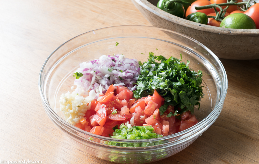 Easy Mexican Pico de Gallo