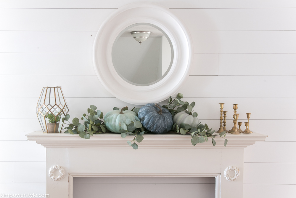 Simple fall decor in our dining room