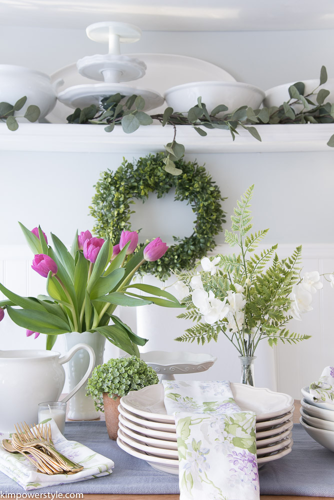 A simple spring tablescape. #spring #tablescape 