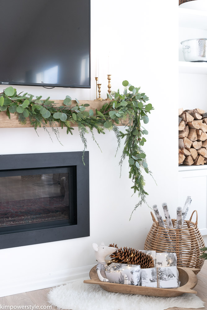 DIY Mantel Decorated for Christmas